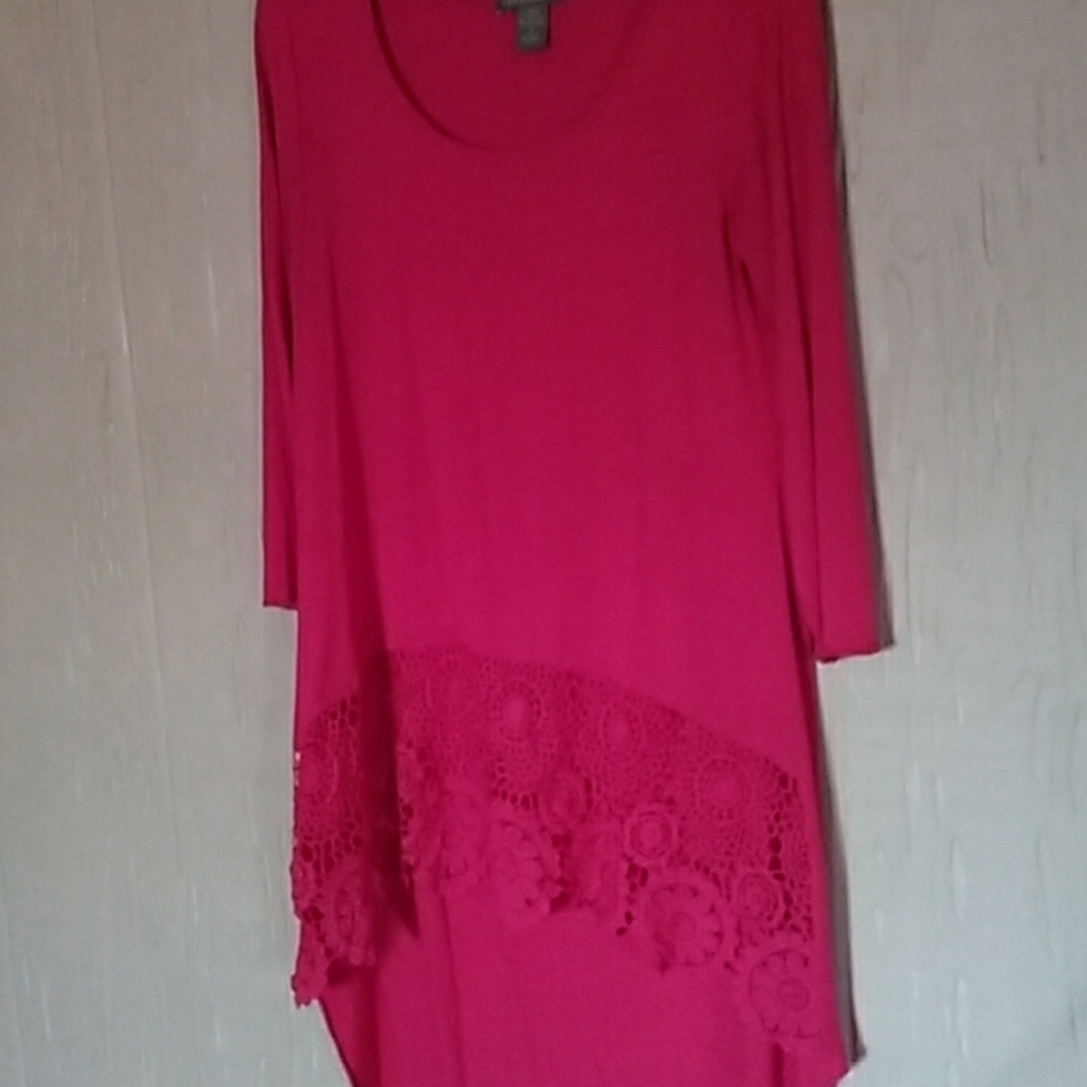 Kate and Mallory high low shirt